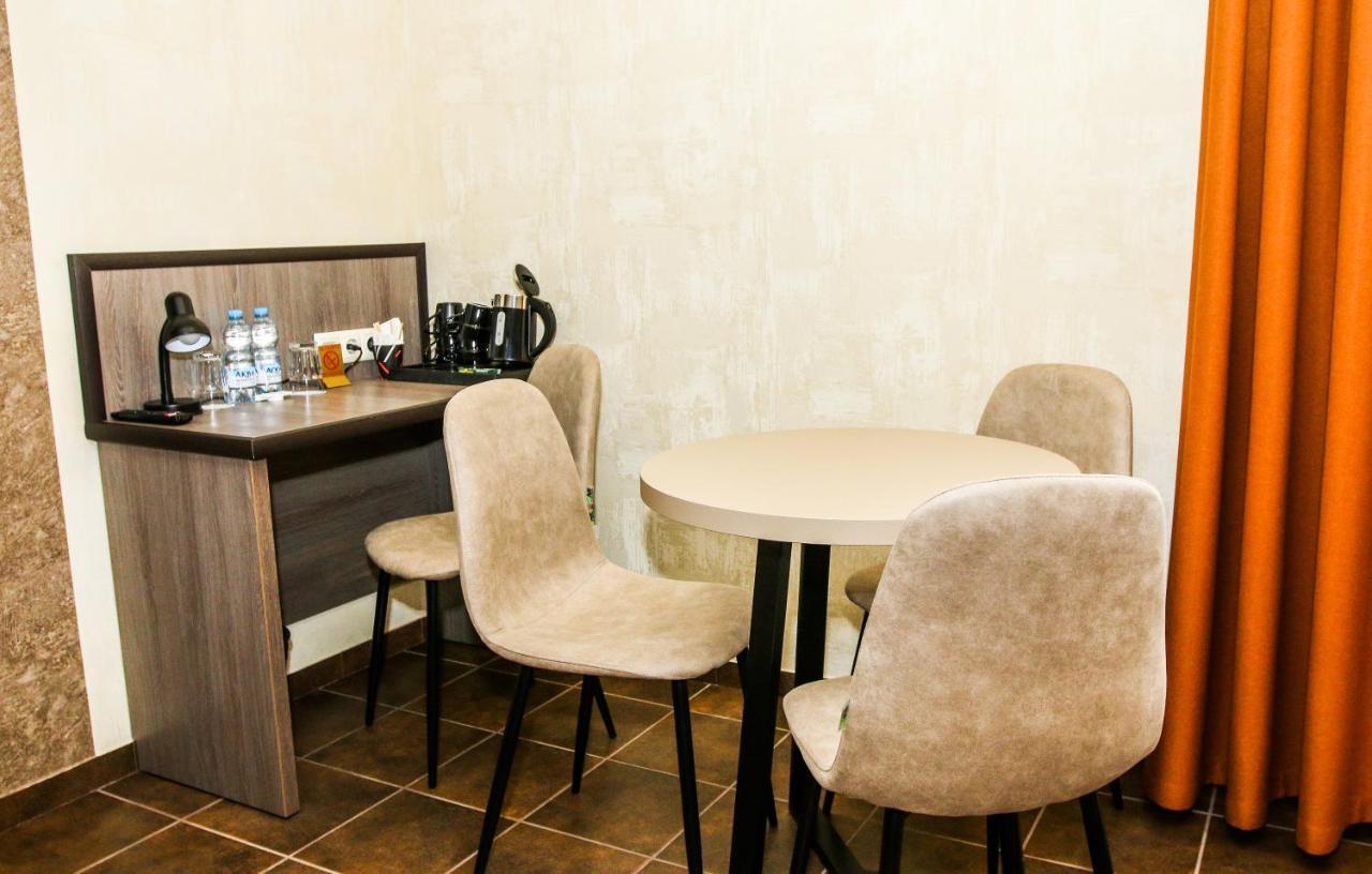 Hotel Lubenska Sloboda Olshanka Zewnętrze zdjęcie