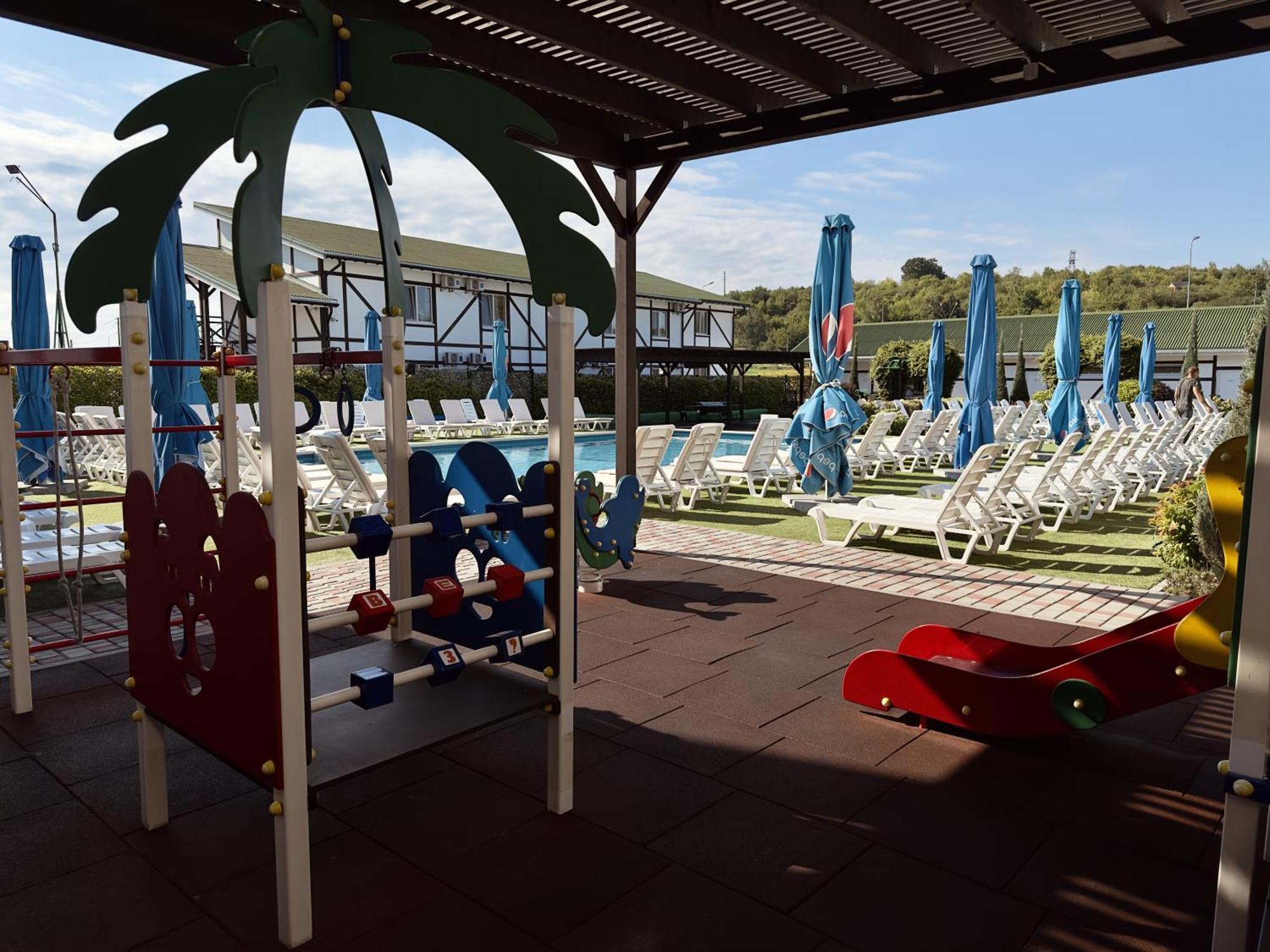 Hotel Lubenska Sloboda Olshanka Zewnętrze zdjęcie