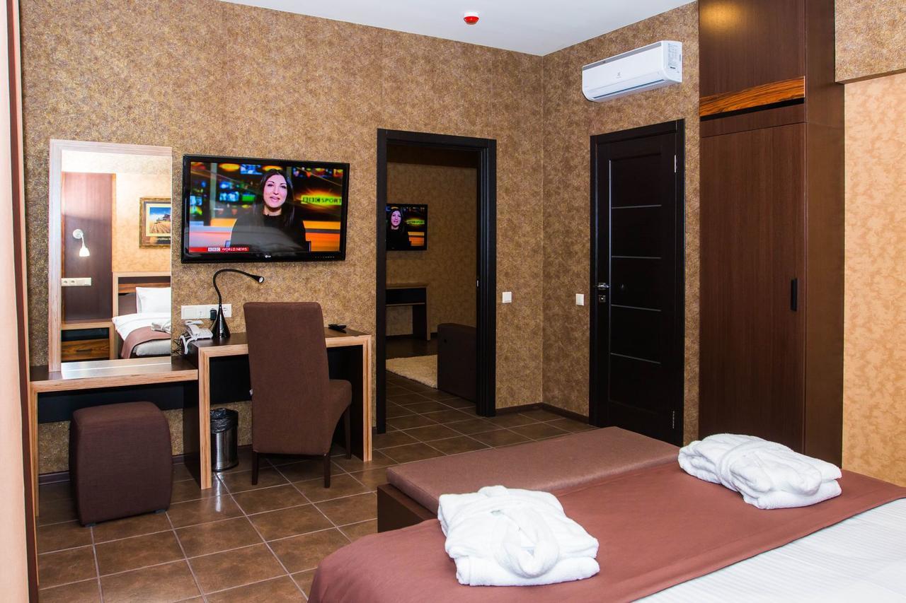 Hotel Lubenska Sloboda Olshanka Zewnętrze zdjęcie